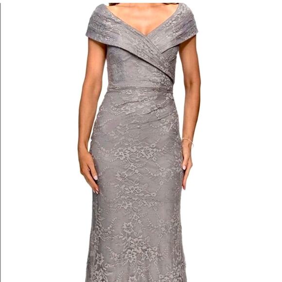 LA FEMME formal and  wedding Portrait Neck Lace Gown In gray size 14 (US L) - Picture 1 of 7